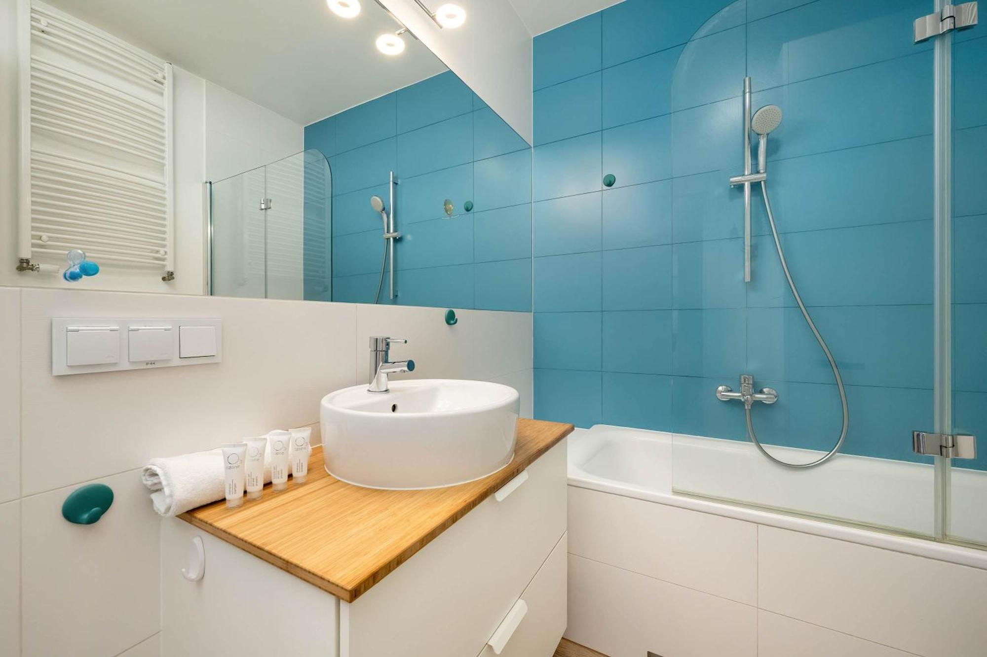 Wyjatkowy Apartament Z Parkingiem By Noclegi Renters Breslavia Exterior foto